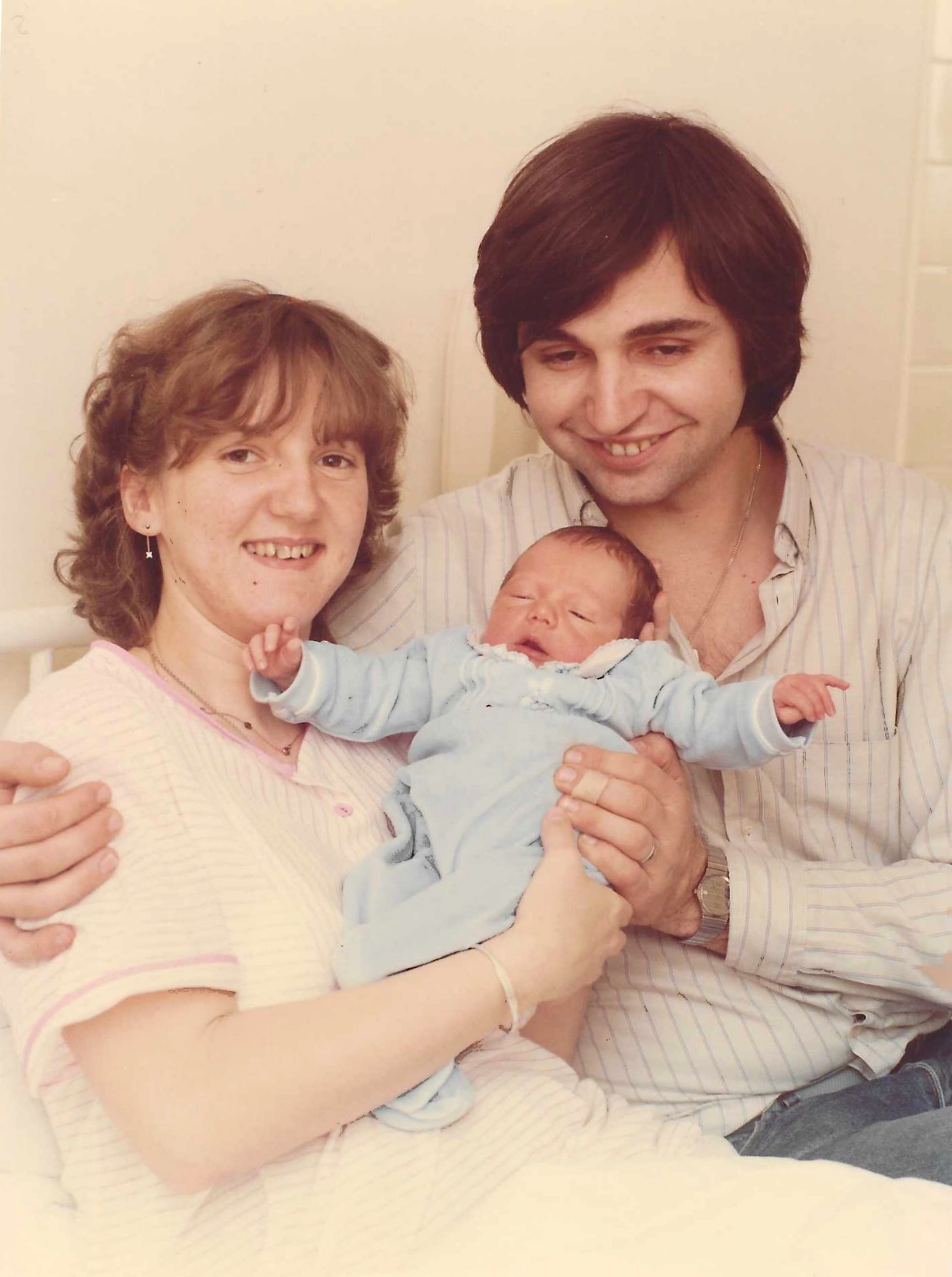 Naissance de Jérémy en janvier 1985 avec Maman et Papa